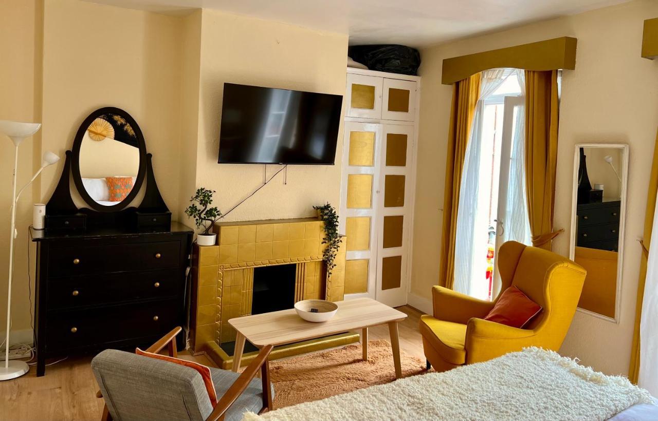 Candy Cafe Apartment Londra Exterior foto