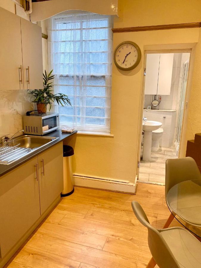 Candy Cafe Apartment Londra Exterior foto